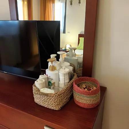 Casa Da Risca Amarela