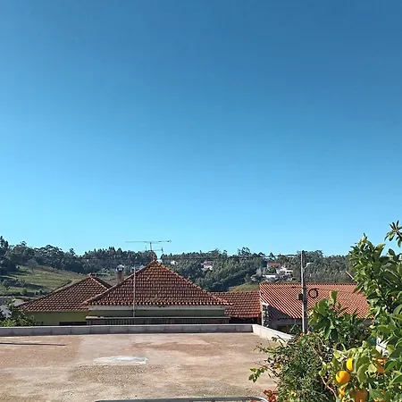 Quarto em Acomodações Particulares Casa Da Risca Amarela Leiria
