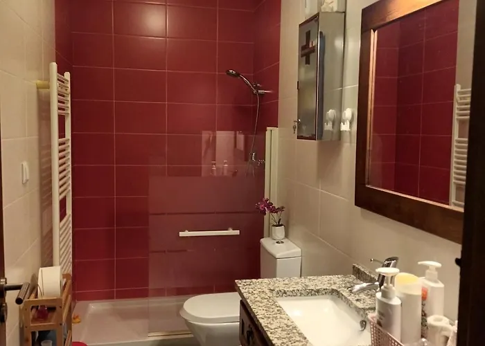 Casa Da Risca Amarela ليريا